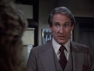 HILL_STREET_BLUES_-_E2X15_SOME_LIKE_IT_HOT_WIRED_429.jpg