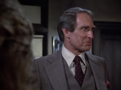 HILL_STREET_BLUES_-_E2X15_SOME_LIKE_IT_HOT_WIRED_437.jpg