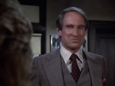 HILL_STREET_BLUES_-_E2X15_SOME_LIKE_IT_HOT_WIRED_438.jpg
