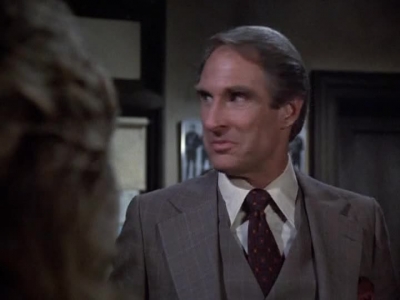 HILL_STREET_BLUES_-_E2X15_SOME_LIKE_IT_HOT_WIRED_445.jpg