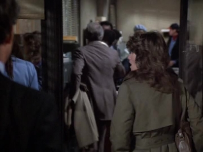 HILL_STREET_BLUES_-_E2X15_SOME_LIKE_IT_HOT_WIRED_471.jpg