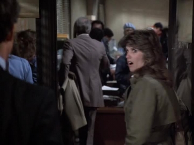 HILL_STREET_BLUES_-_E2X15_SOME_LIKE_IT_HOT_WIRED_472.jpg