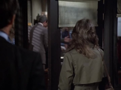 HILL_STREET_BLUES_-_E2X15_SOME_LIKE_IT_HOT_WIRED_485.jpg