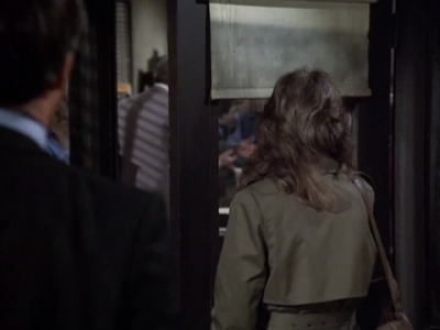 HILL_STREET_BLUES_-_E2X15_SOME_LIKE_IT_HOT_WIRED_486.jpg