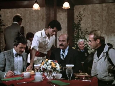 HILL_STREET_BLUES_-_E3X05_OFFICER_OF_THE_YEAR_049.jpg
