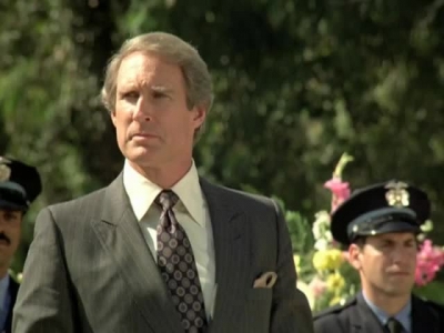 HILL_STREET_BLUES_-_E3X08_REQUIEM_FOR_A_HAIRBAG_003.jpg