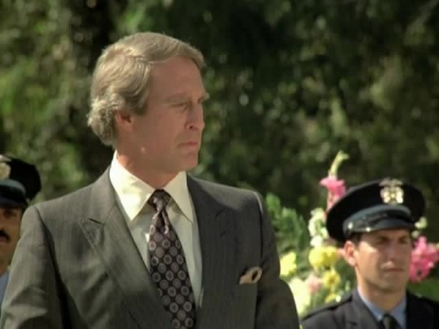HILL_STREET_BLUES_-_E3X08_REQUIEM_FOR_A_HAIRBAG_011.jpg