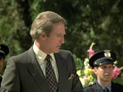 HILL_STREET_BLUES_-_E3X08_REQUIEM_FOR_A_HAIRBAG_014.jpg
