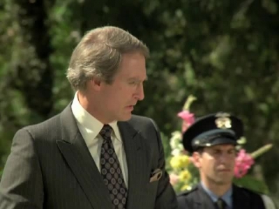 HILL_STREET_BLUES_-_E3X08_REQUIEM_FOR_A_HAIRBAG_015.jpg