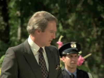 HILL_STREET_BLUES_-_E3X08_REQUIEM_FOR_A_HAIRBAG_016.jpg