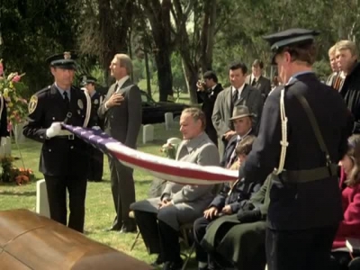 HILL_STREET_BLUES_-_E3X08_REQUIEM_FOR_A_HAIRBAG_053.jpg