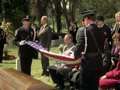 HILL_STREET_BLUES_-_E3X08_REQUIEM_FOR_A_HAIRBAG_068.jpg