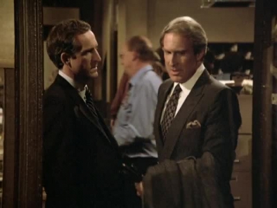 HILL_STREET_BLUES_-_E3X08_REQUIEM_FOR_A_HAIRBAG_086.jpg