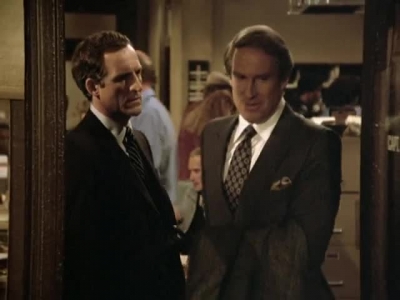 HILL_STREET_BLUES_-_E3X08_REQUIEM_FOR_A_HAIRBAG_087.jpg