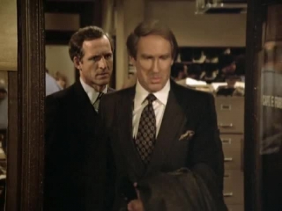 HILL_STREET_BLUES_-_E3X08_REQUIEM_FOR_A_HAIRBAG_089.jpg