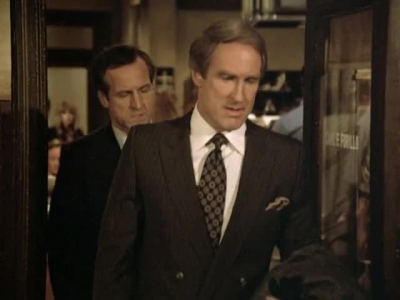 HILL_STREET_BLUES_-_E3X08_REQUIEM_FOR_A_HAIRBAG_093.jpg