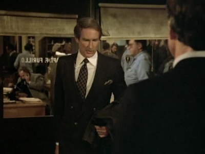 HILL_STREET_BLUES_-_E3X08_REQUIEM_FOR_A_HAIRBAG_144.jpg