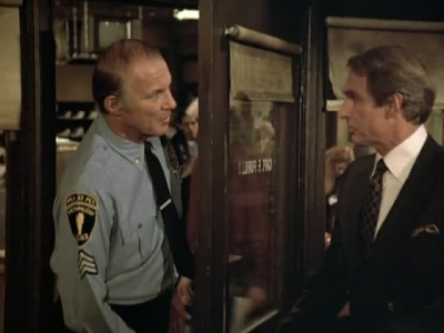 HILL_STREET_BLUES_-_E3X08_REQUIEM_FOR_A_HAIRBAG_293.jpg