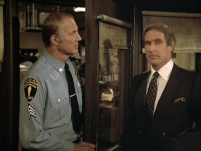 HILL_STREET_BLUES_-_E3X08_REQUIEM_FOR_A_HAIRBAG_314.jpg