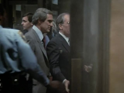 HILL_STREET_BLUES_-_E3X09_A_HAIR_OF_THE_DOG_018.jpg
