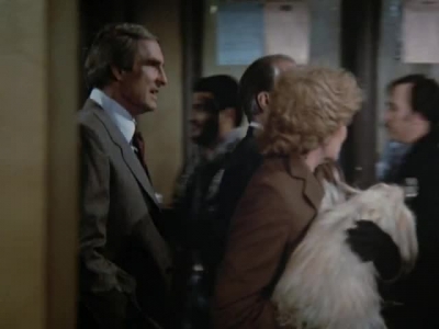 HILL_STREET_BLUES_-_E3X09_A_HAIR_OF_THE_DOG_022.jpg