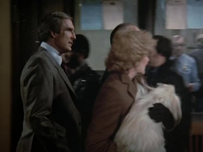 HILL_STREET_BLUES_-_E3X09_A_HAIR_OF_THE_DOG_023.jpg