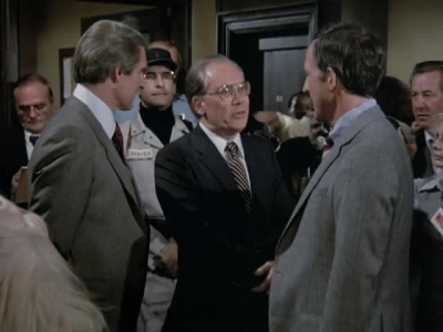 HILL_STREET_BLUES_-_E3X09_A_HAIR_OF_THE_DOG_071.jpg