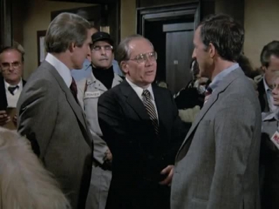 HILL_STREET_BLUES_-_E3X09_A_HAIR_OF_THE_DOG_074.jpg