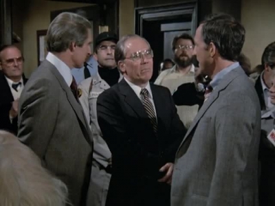 HILL_STREET_BLUES_-_E3X09_A_HAIR_OF_THE_DOG_080.jpg