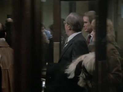 HILL_STREET_BLUES_-_E3X09_A_HAIR_OF_THE_DOG_124.jpg