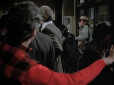 HILL_STREET_BLUES_-_E3X09_A_HAIR_OF_THE_DOG_140.jpg