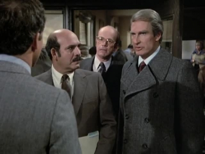 HILL_STREET_BLUES_-_E3X09_A_HAIR_OF_THE_DOG_203.jpg
