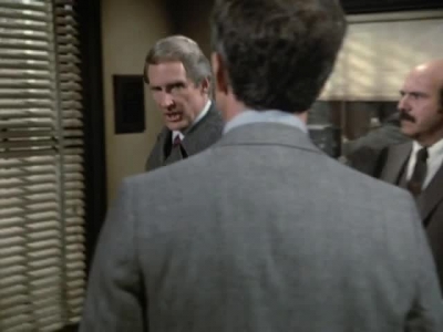 HILL_STREET_BLUES_-_E3X09_A_HAIR_OF_THE_DOG_272.jpg