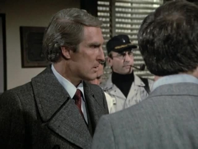 HILL_STREET_BLUES_-_E3X09_A_HAIR_OF_THE_DOG_316.jpg