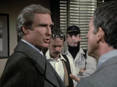 HILL_STREET_BLUES_-_E3X09_A_HAIR_OF_THE_DOG_393.jpg