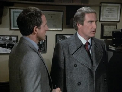 HILL_STREET_BLUES_-_E3X09_A_HAIR_OF_THE_DOG_461.jpg