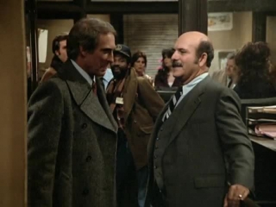 HILL_STREET_BLUES_-_E3X14_MOON_OVER_URANUS_209.jpg