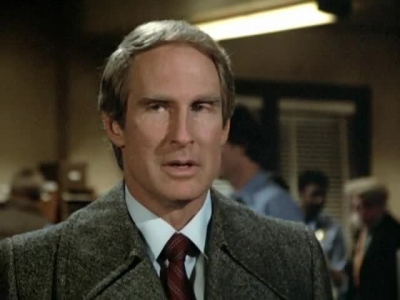 HILL_STREET_BLUES_-_E3X14_MOON_OVER_URANUS_355.jpg