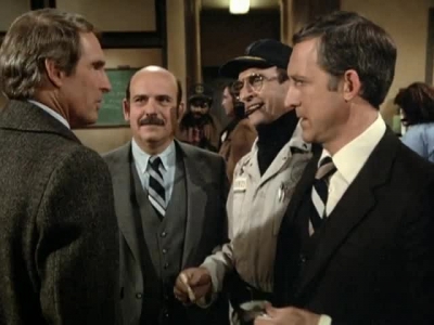 HILL_STREET_BLUES_-_E3X14_MOON_OVER_URANUS_397.jpg