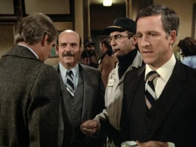 HILL_STREET_BLUES_-_E3X14_MOON_OVER_URANUS_403.jpg