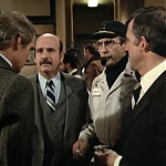 HILL_STREET_BLUES_-_E3X14_MOON_OVER_URANUS_381.jpg