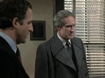 HILL_STREET_BLUES_-_E3X15_MOON_OVER_URANUS_THE_SEQUEL_103.jpg