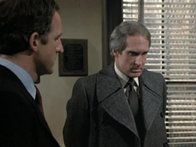 HILL_STREET_BLUES_-_E3X15_MOON_OVER_URANUS_THE_SEQUEL_134.jpg