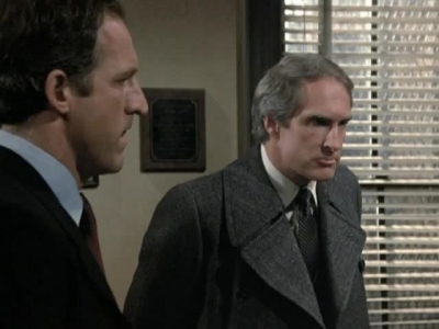 HILL_STREET_BLUES_-_E3X15_MOON_OVER_URANUS_THE_SEQUEL_200.jpg