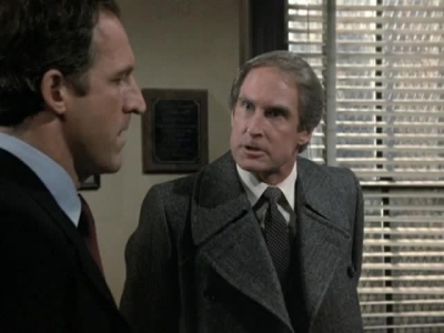 HILL_STREET_BLUES_-_E3X15_MOON_OVER_URANUS_THE_SEQUEL_206.jpg