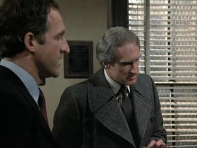 HILL_STREET_BLUES_-_E3X15_MOON_OVER_URANUS_THE_SEQUEL_220.jpg