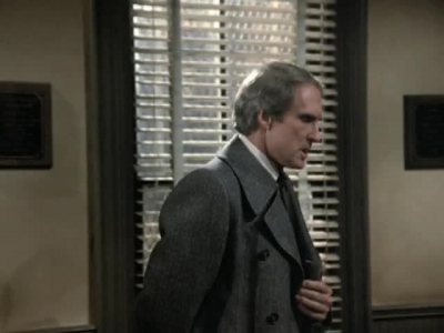 HILL_STREET_BLUES_-_E3X15_MOON_OVER_URANUS_THE_SEQUEL_258.jpg
