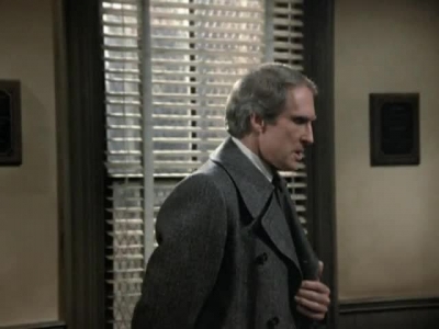 HILL_STREET_BLUES_-_E3X15_MOON_OVER_URANUS_THE_SEQUEL_259.jpg