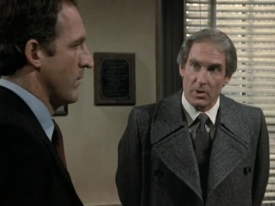 HILL_STREET_BLUES_-_E3X15_MOON_OVER_URANUS_THE_SEQUEL_302.jpg