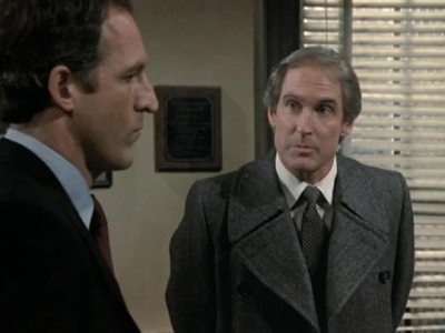 HILL_STREET_BLUES_-_E3X15_MOON_OVER_URANUS_THE_SEQUEL_323.jpg